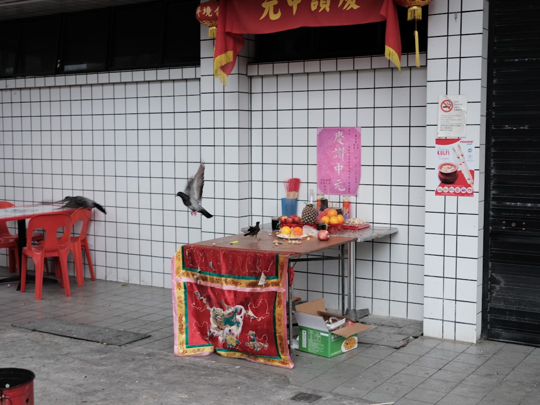 Choon Seng Teochew Porridge stall with traditional claypot porridge