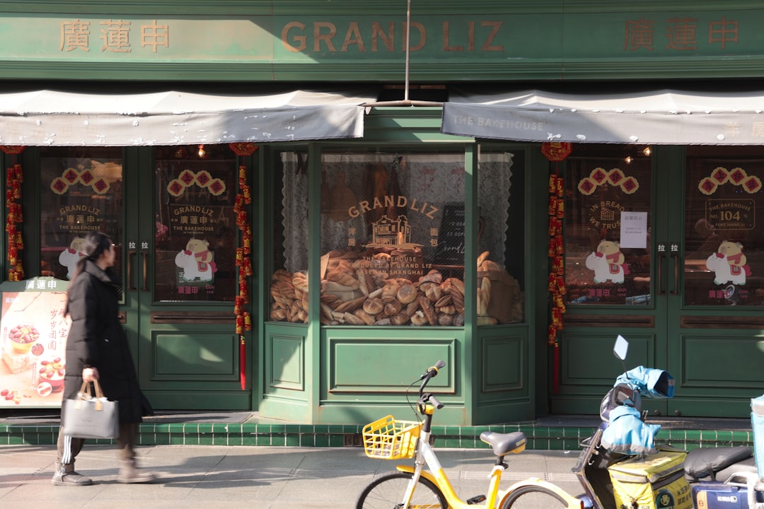 JB Bakeries near customs - Bread and pastries